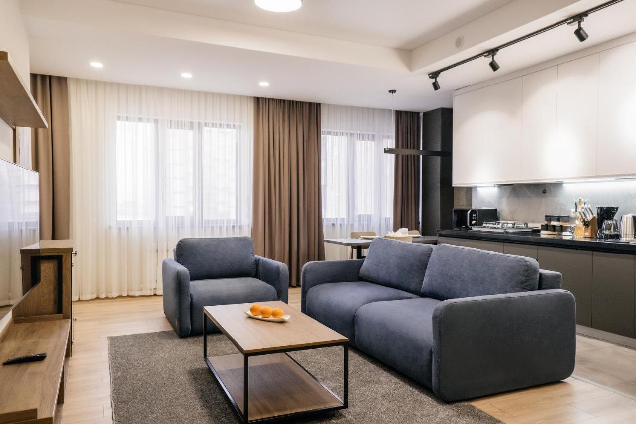 Solutel Apartments-35 Bisjkek Eksteriør billede